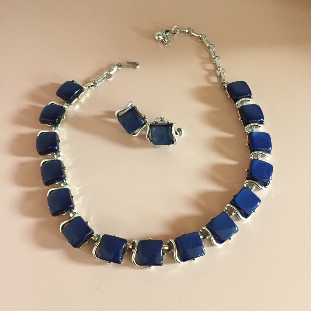 Coro Vintage Thermoset Necklace and Earrings 1950s